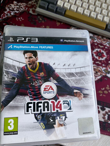 ps3 konsolė su žaidimais.