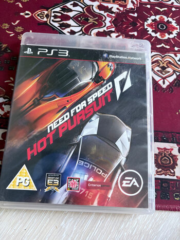 ps3 konsolė su žaidimais.