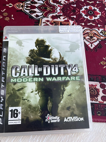 ps3 konsolė su žaidimais.