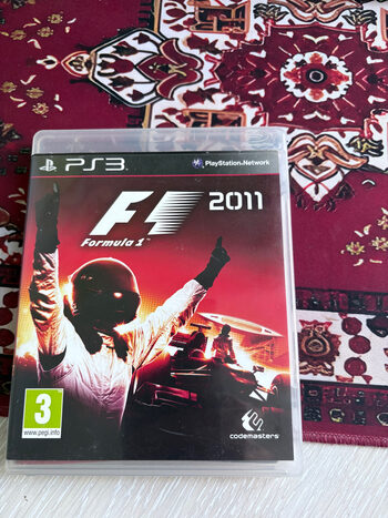 ps3 konsolė su žaidimais.