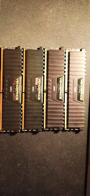 Corsair Vengeance LPX 16 GB (2 x 8 GB) DDR4-3200 Black / Yellow PC RAM for sale