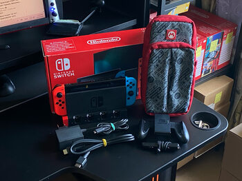 Nintendo Switch V2, 32GB, Neon su Priedais