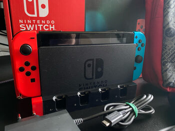 Nintendo Switch V2, 32GB, Neon su Priedais for sale