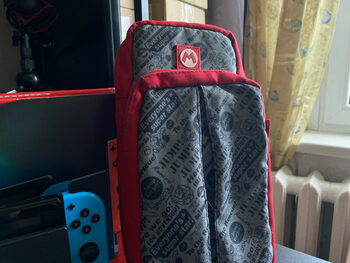 Nintendo Switch V2, 32GB, Neon su Priedais