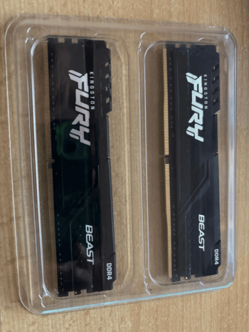 16GB RAM 3600Mhz Kingston Fury (2x8)