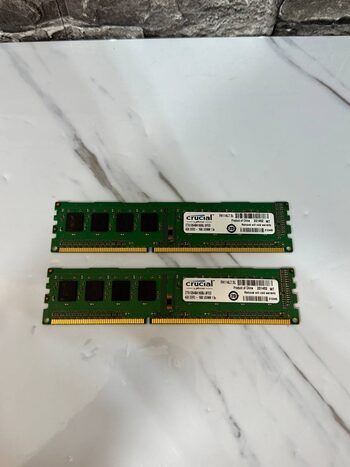 Crucial 8 GB (2 x 4 GB) DDR3-1600 Black / Green PC RAM