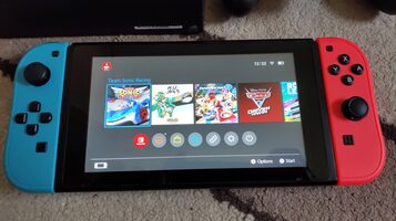 Nintendo Switch V1 Atrišamas idealios būklės