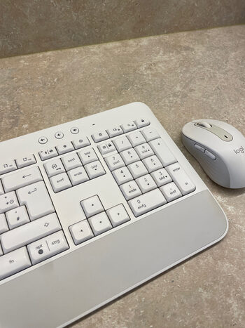 Logitech Signature MK650 belaidė pelė su kalviatūra for sale