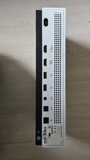 Xbox One S, White, 500GB, + 2 Pulteliai