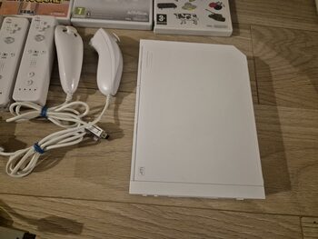 Buy Nintendo Wii, White, 512MB