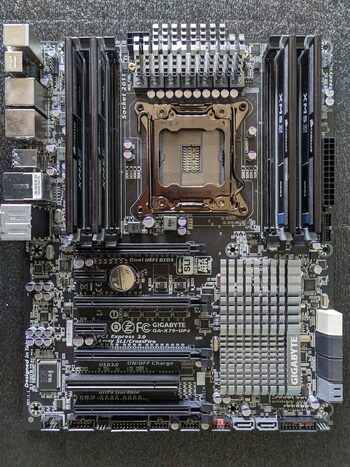 Gigabyte GA-X79-UP4 Intel X79 ATX DDR3 LGA2011 4 x PCI-E x16 Slots Motherboard