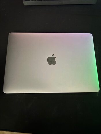 Apple MacBook Pro 13 (2019) H2 Intel i5-8257U Intel Iris Plus Graphics 645 / 8GB DDR3 / 256GB NVME / 58 Wh / 339S00056 / Silver