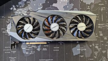 Gigabyte GeForce RTX 3090 24 GB 1400-1755 Mhz PCIe x16 GPU