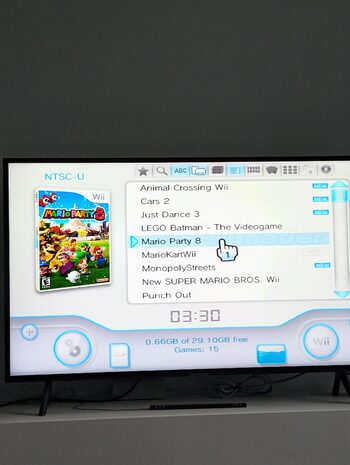 Nintendo Wii + 32Gb SD