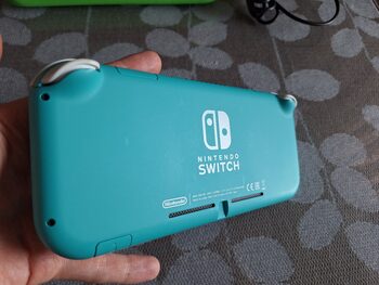 Nintendo switch lite + extras