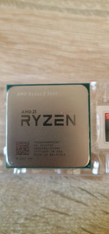 AMD Ryzen 5 2600 3.4-3.9 GHz AM4 6-Core CPU