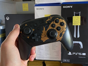Nintendo Switch Monster Hunter Rise Pro Controller / Pultelis