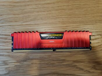 Corsair Vengeance 4GB DDR4 2133MHz RAM RED Operatyvioji atmintis