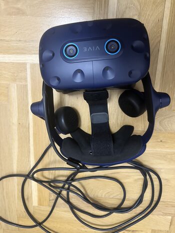 HTC VIVE PRO EYE