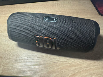 JBL Charge 5