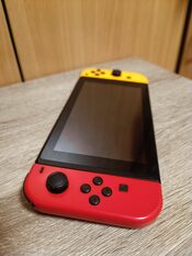 Get Nintendo Switch V2 32GB