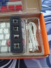 Redeem NEWMEN GM610 RGB BROWN SWITCH (Nauja)