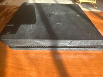 PlayStation 4, Black, 1TB