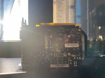 Palit GeForce GTX 1050 Ti 4 GB 1290-1392 Mhz PCIe x16 GPU