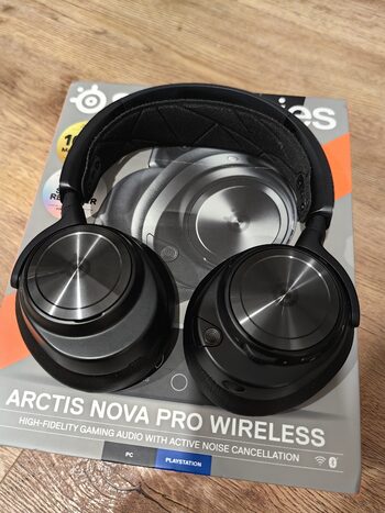 Steelseries arctis nova pro wirreles 