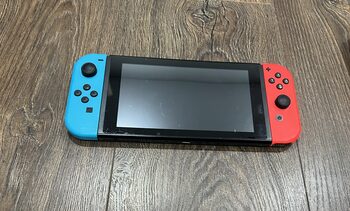 Nintendo Switch, Blue & Red, 32GB/4 Nauji neispakuoti žaidimai