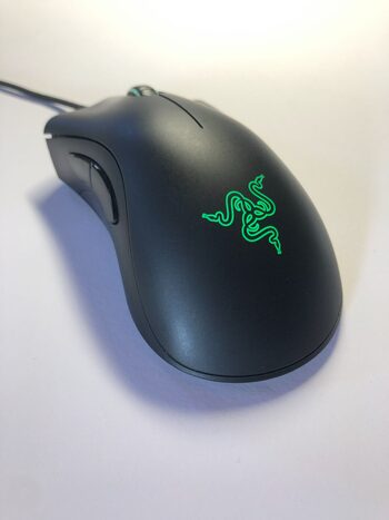 Pirkti RAZER DEATHADDER ESSENTIAL RZ01-0254 Šviečianti Žaidimų Pelė | ENEBA