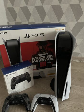 PlayStation 5, Black & White, 825GB
