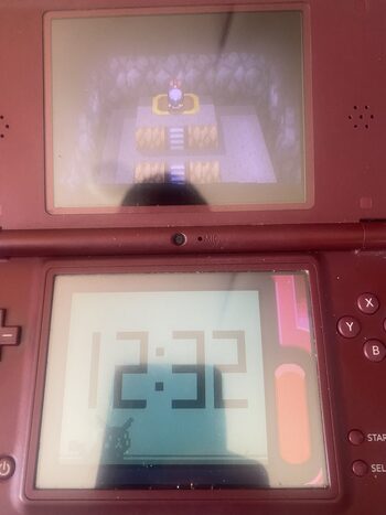 Nintendo DSi XL, Dark Red