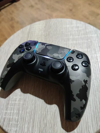 Ps5 dualsense orginalus pultas, camo pultelis