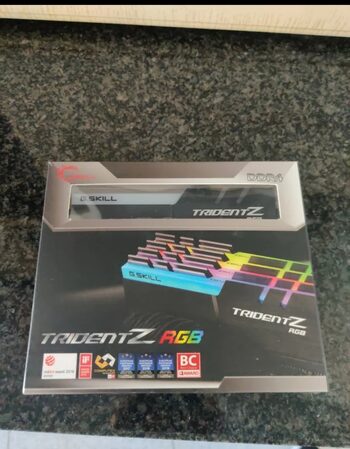 G.Skill Trident Z RGB 32 GB (4 x 8 GB) DDR4-3200 Black PC RAM