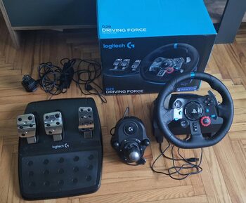 Logitech g29 vairas, pedalai, shifteris