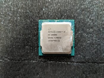 Intel Core i9-10900K 3.7-5.3 GHz LGA1200 10-Core CPU