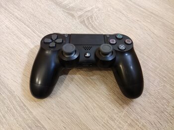 Playstation 4 Dualshock 4, V2 juodas originalus pultelis