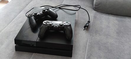 PlayStation 4, Black, 500GB