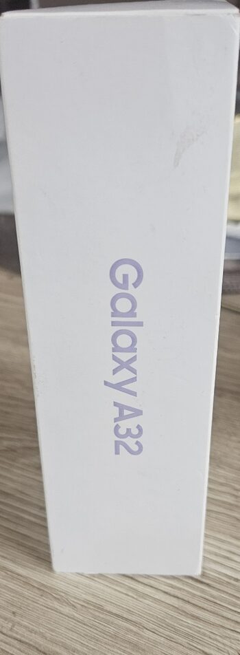 Samsung Galaxy A32 telefono dėžutė