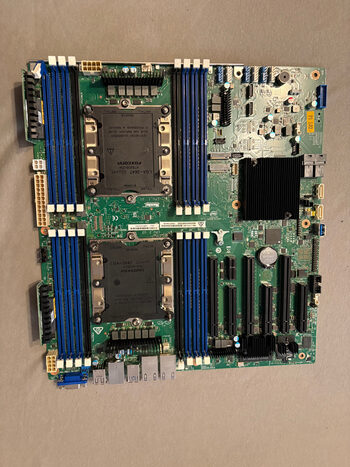 Motininė serveriniam kompiuteriui Intel Server Board S2600ST Family 