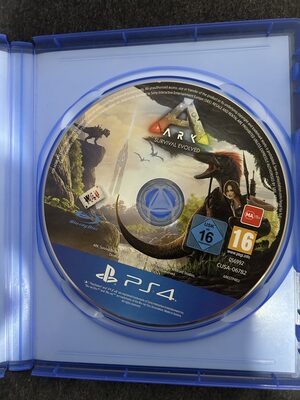 ARK: Survival Evolved PlayStation 4