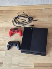 Parduodu PS4 (Playstation 4) konsole su dviem pulteliais ir HDMI laidu