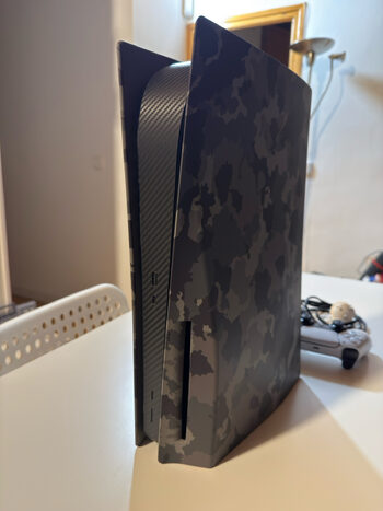 Get PlayStation 5 Camuflaje