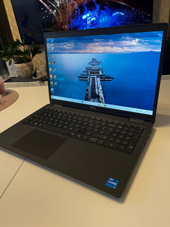 Dell Latitude 3520