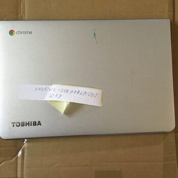 Toshiba Chromebook CB30-B-103 N2840 33.8 cm (13.3") HD Intel Celeron 2 GB DDR3L-SDRAM 16 GB SSD ChromeOS Silver