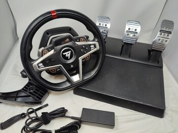 Thrustmaster T248 steering wheel, vairas su pedalais. PS5, PS4, PC