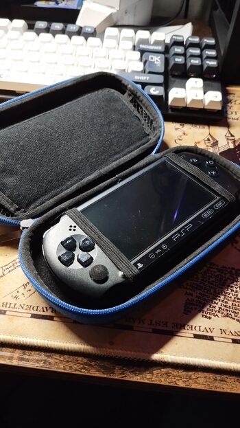 Buy PSP Street a reparar (batería) + Funda