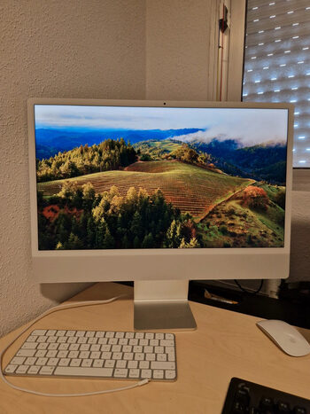 Apple iMac Apple M3/8GB/256GB SSD/8 Núcleos GPU/24" 4.5K Retina Plata