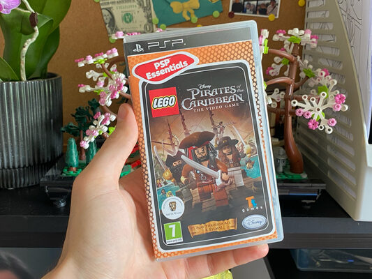 LEGO Pirates of the Caribbean: The Video Game PSP